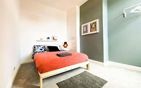 New Ideal 4-Br Home, Super Table, Overall Best